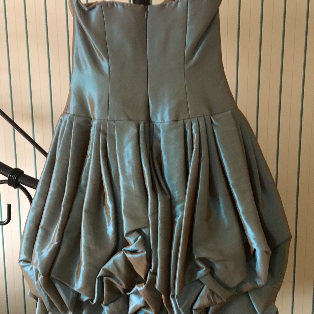 Paris Tony Bowls beautiful taffeta sage green mini prom dress. Size 4.